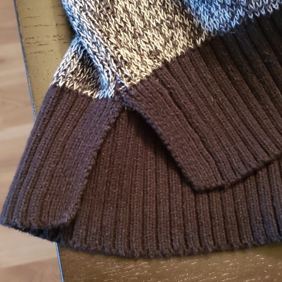 GAP pullover Sweater - Picture 5 of 6